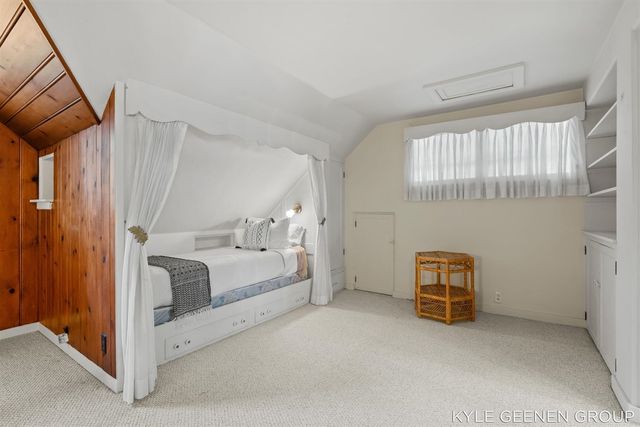 1418 Waukazoo Drive, Holland, MI 49424