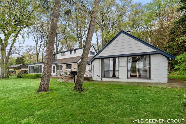 1418 Waukazoo Drive, Holland, MI 49424