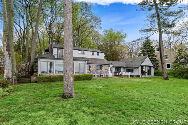 1418 Waukazoo Drive, Holland, MI 49424