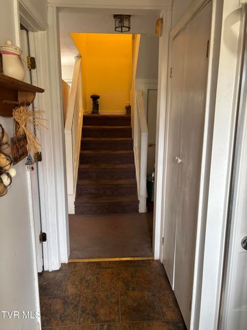 13431 Stone Drive, Bristol, VA 24202