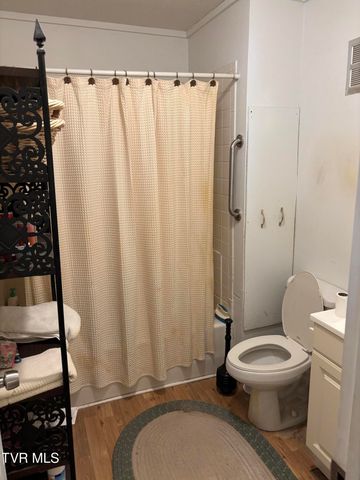 13431 Stone Drive, Bristol, VA 24202