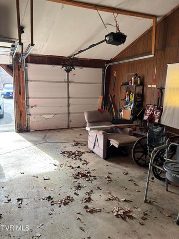 13431 Stone Drive, Bristol, VA 24202