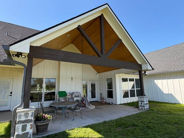 11649 E US Hwy 79, Henderson, TX 75652