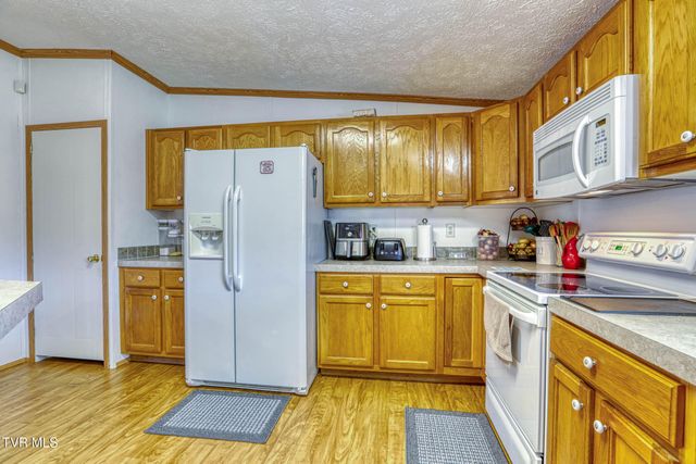 1746 Goshen Valley Road, Church Hill, TN 37642