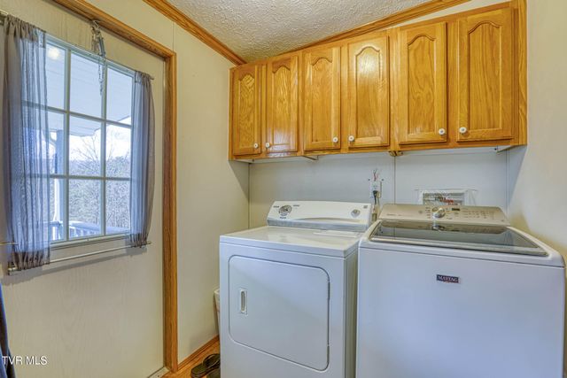 1746 Goshen Valley Road, Church Hill, TN 37642