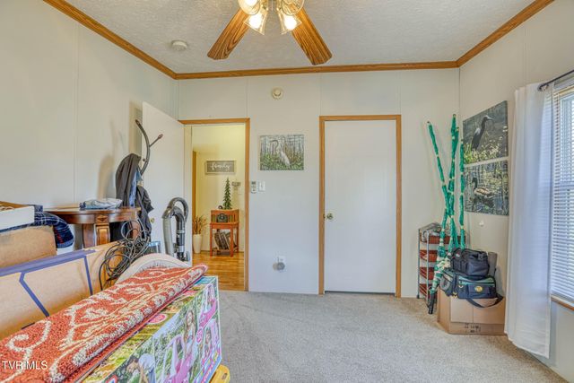 1746 Goshen Valley Road, Church Hill, TN 37642