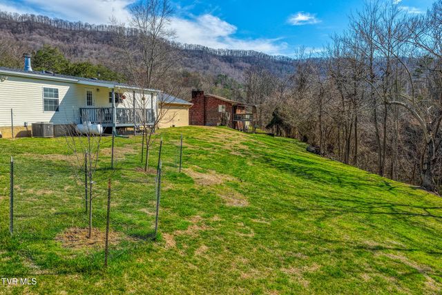 1746 Goshen Valley Road, Church Hill, TN 37642