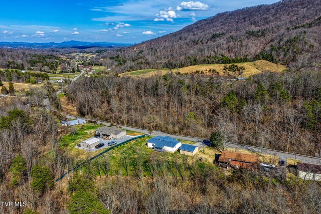 1746 Goshen Valley Road, Church Hill, TN 37642