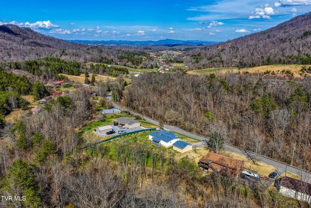 1746 Goshen Valley Road, Church Hill, TN 37642