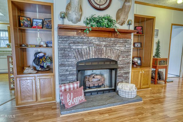 1746 Goshen Valley Road, Church Hill, TN 37642