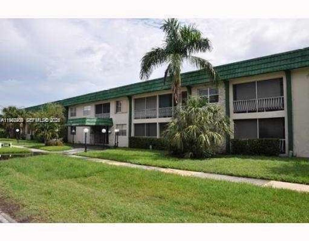 13101 Memorial Highway 219, North Miami, FL 33161