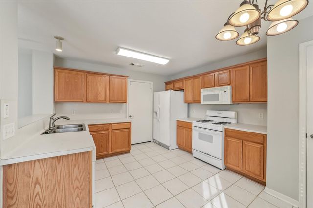 3231 Stoneydale Lane, Spring, TX 77388