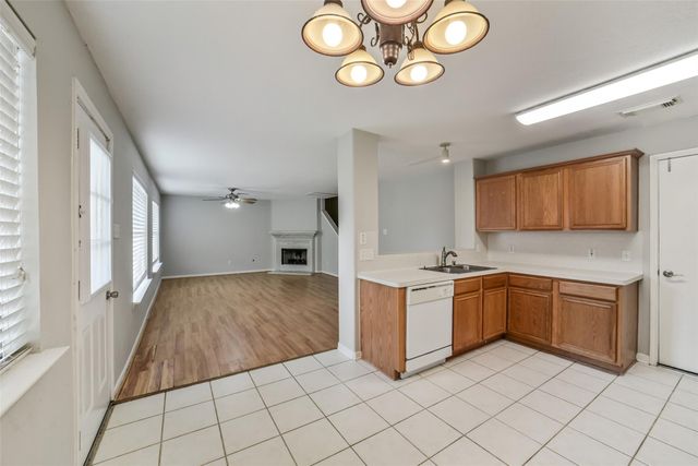 3231 Stoneydale Lane, Spring, TX 77388