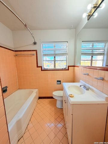 339 WAXWOOD LN, San Antonio, TX 78216