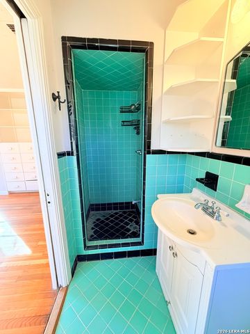 339 WAXWOOD LN, San Antonio, TX 78216