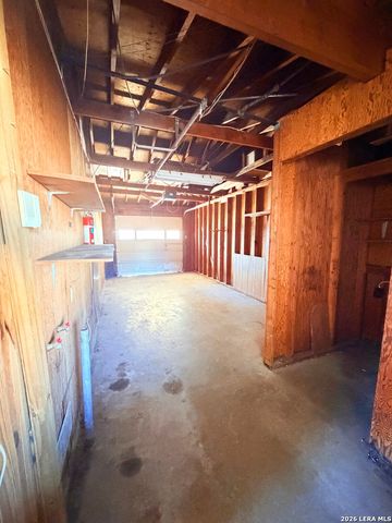 339 WAXWOOD LN, San Antonio, TX 78216