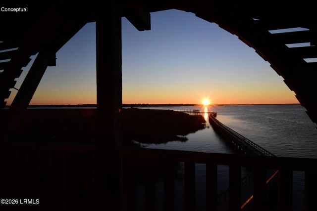 42 Presnell Circle, Port Royal, SC 29935