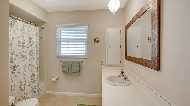 3957 BREEZEMONT DRIVE, Sarasota, FL 34232