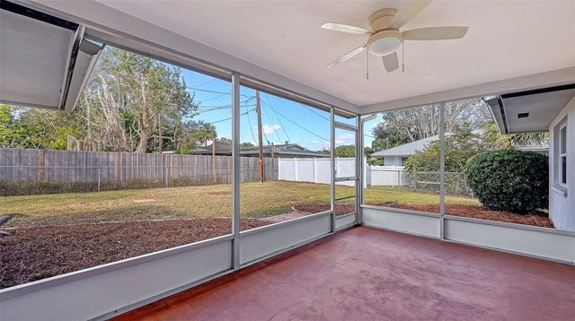 3957 BREEZEMONT DRIVE, Sarasota, FL 34232