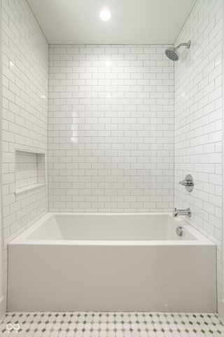 2132 N Talbott Street, Indianapolis, IN 46202