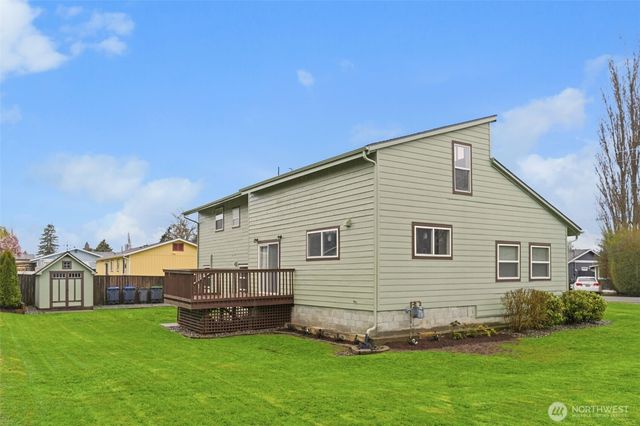 601 Celery Avenue, Algona, WA 98001