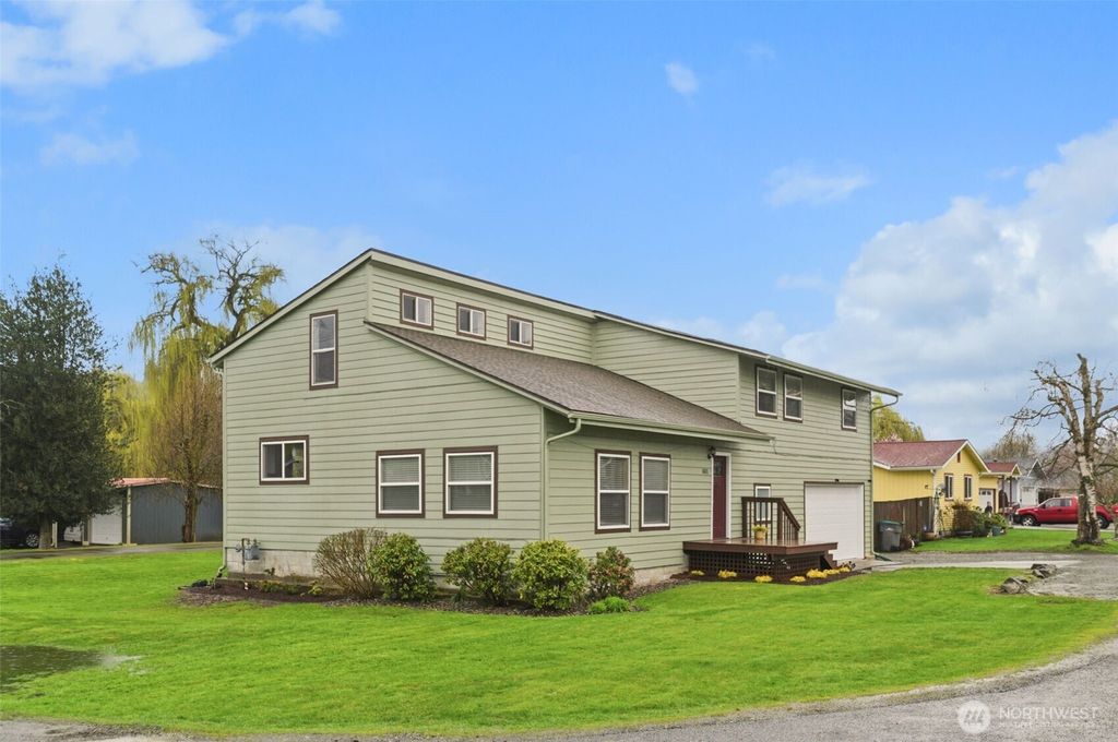 601 Celery Avenue, Algona, WA 98001