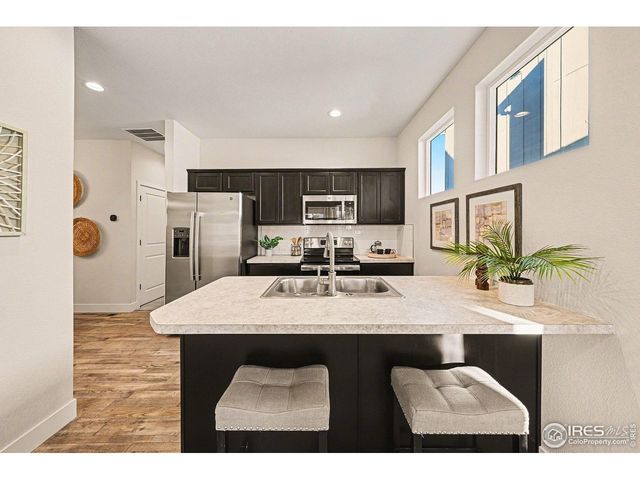 3238 Picasso Dr, Loveland, CO 80538