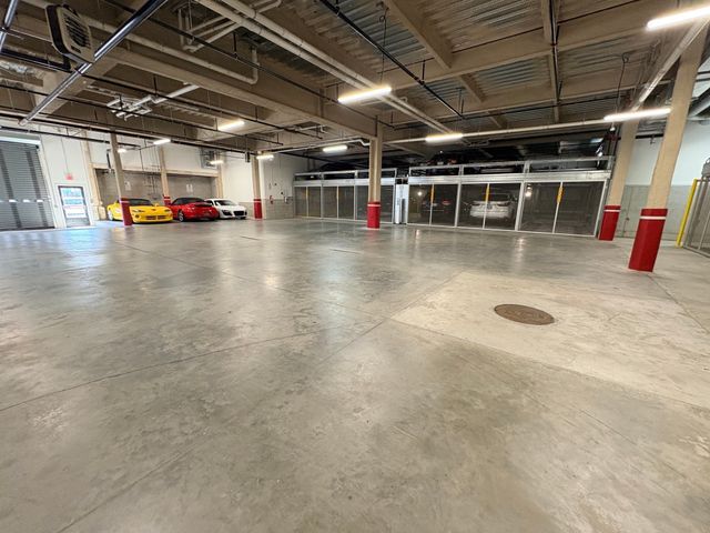 267 Old Colony Ave. 402, Boston, MA 02127