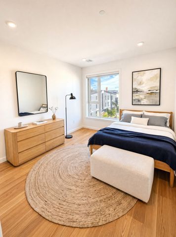 267 Old Colony Ave. 402, Boston, MA 02127