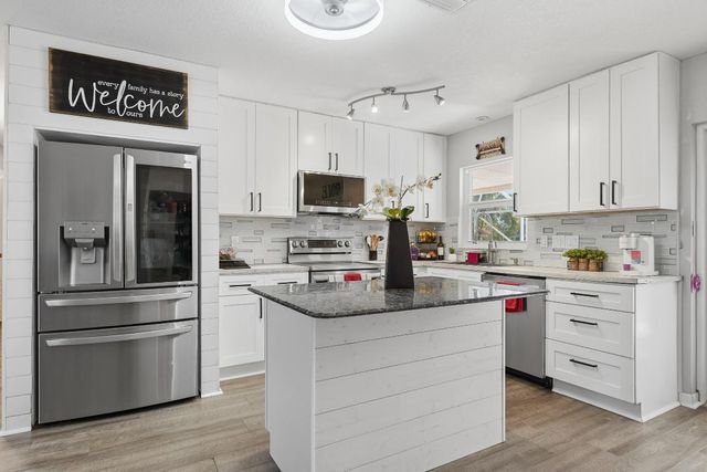 898 SE Evergreen Terrace, Port St. Lucie, Port St Lucie, FL 34983