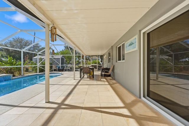 898 SE Evergreen Terrace, Port St. Lucie, Port St Lucie, FL 34983