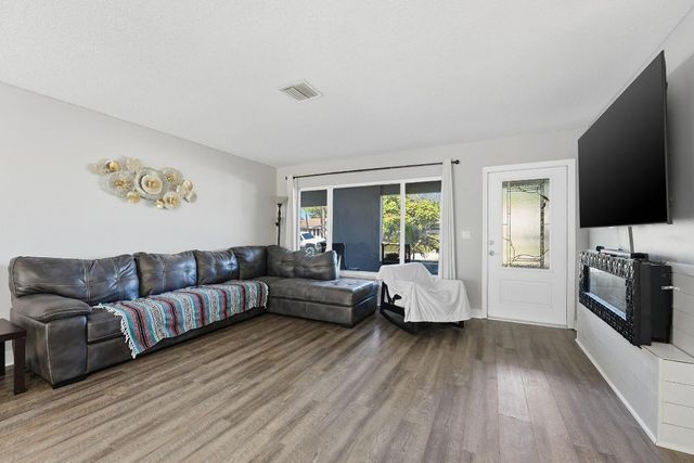 898 SE Evergreen Terrace, Port St. Lucie, Port St Lucie, FL 34983