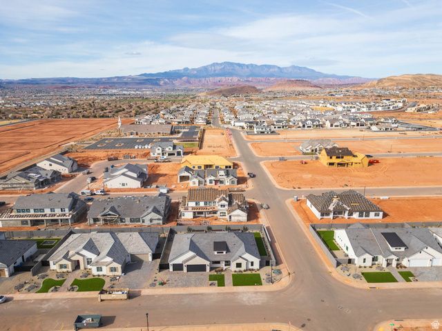 367 E SIDBURY RD, Washington, UT 84780