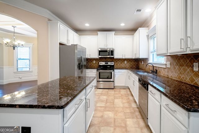 75 Village Park Drive, Newnan, GA 30265