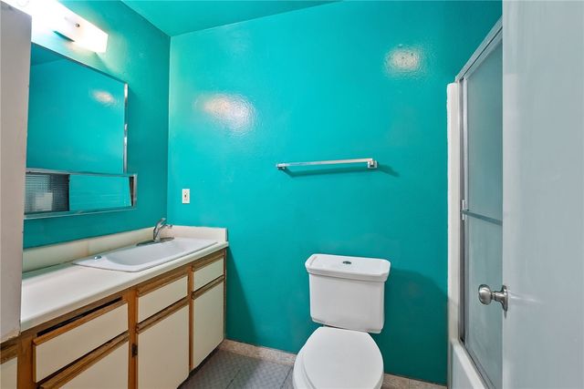 1020 N Kemp Avenue, Compton, CA 90220