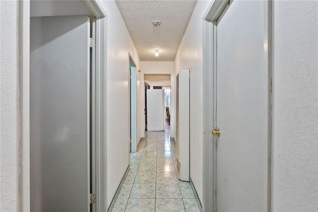 1020 N Kemp Avenue, Compton, CA 90220