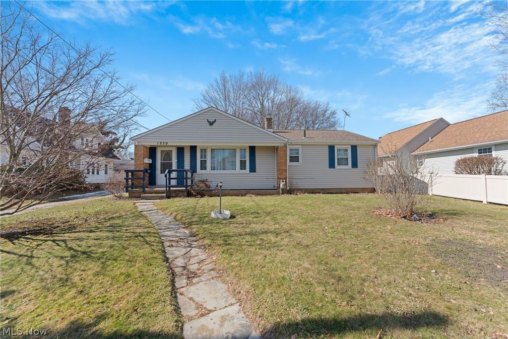 1539 Parkway Boulevard, Alliance, OH 44601