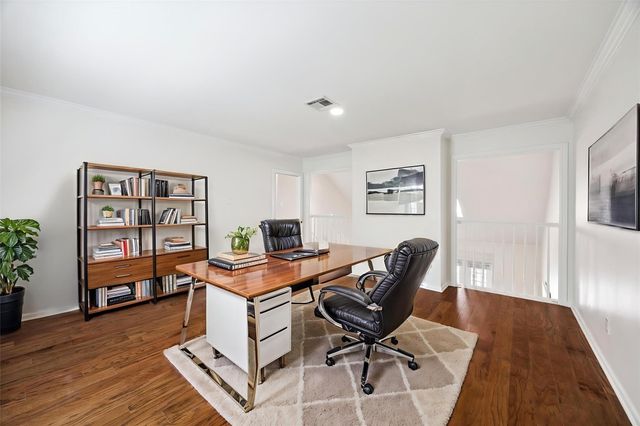 2422 Nantucket Drive C, Houston, TX 77057