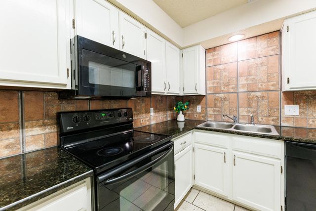 3316 79th Street, Lubbock, TX 79423