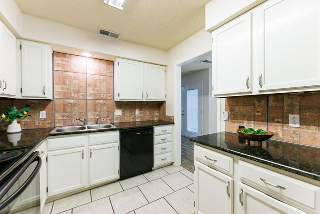 3316 79th Street, Lubbock, TX 79423