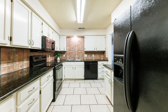 3316 79th Street, Lubbock, TX 79423