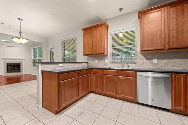 5105 Hibiscus Valley DR, Austin, TX 78739