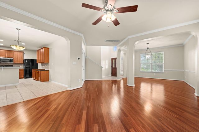 5105 Hibiscus Valley DR, Austin, TX 78739