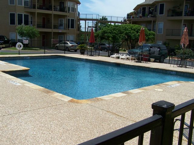 2164 Tanglewood Boulevard B202, Pottsboro, TX 75076