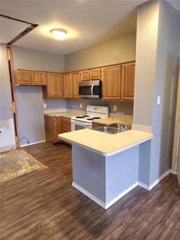 2164 Tanglewood Boulevard B202, Pottsboro, TX 75076
