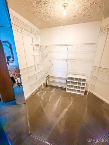 378 County Road 16 ., Valley Grande, AL 36701