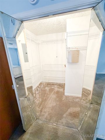 378 County Road 16 ., Valley Grande, AL 36701