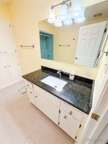 378 County Road 16 ., Valley Grande, AL 36701