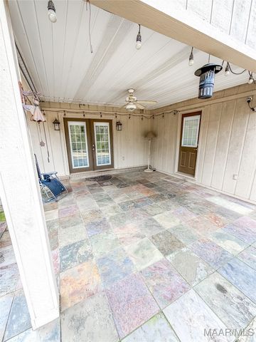 378 County Road 16 ., Valley Grande, AL 36701