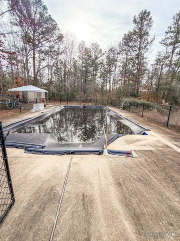 378 County Road 16 ., Valley Grande, AL 36701